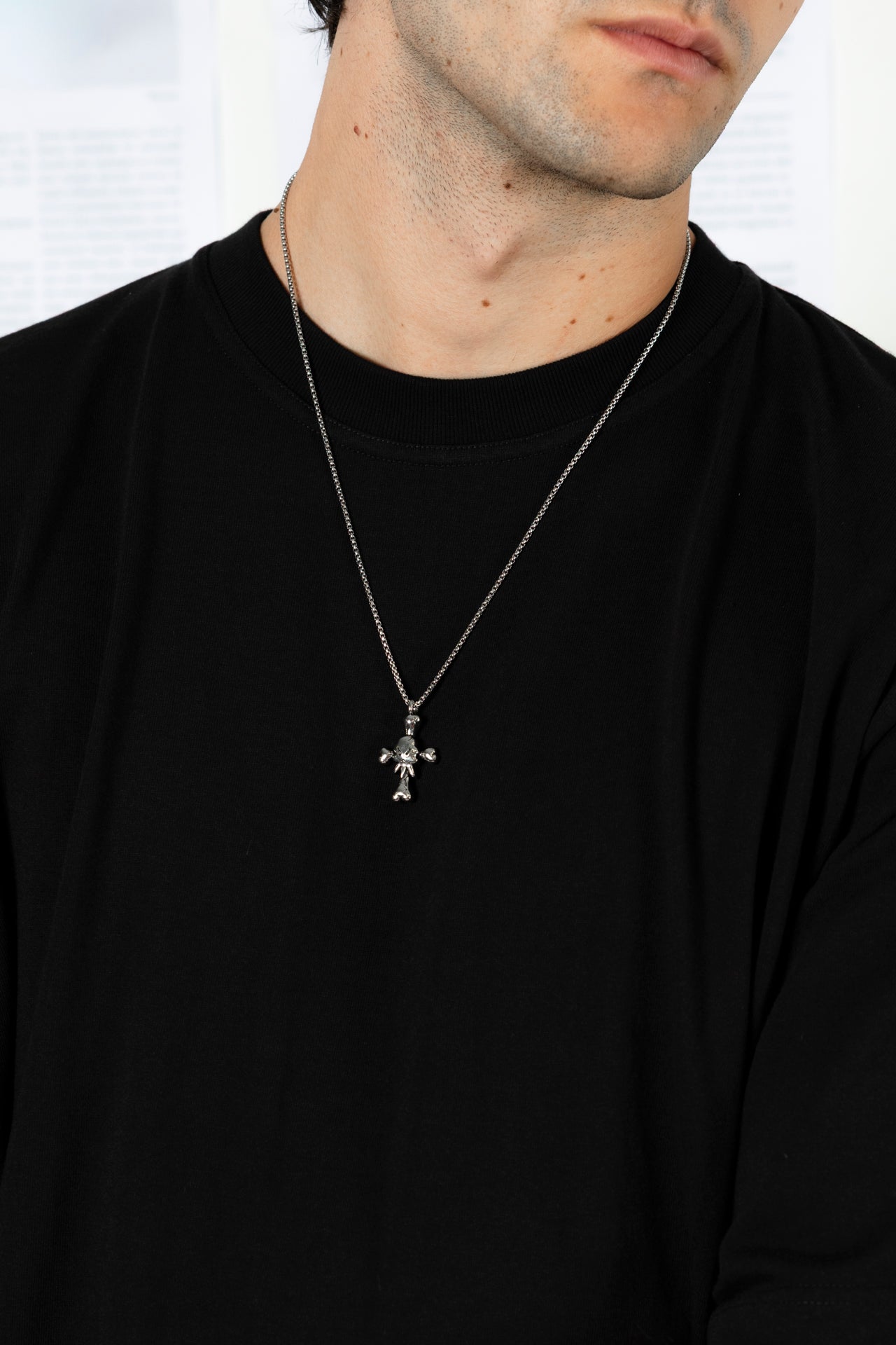 CROSS NECKLACE